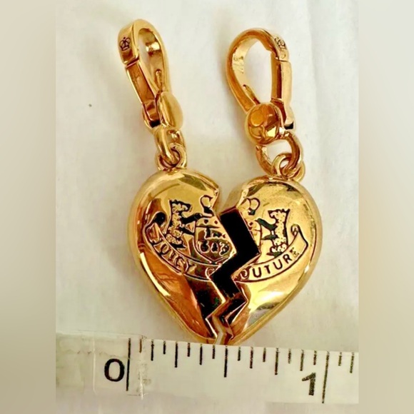 NICE - JUICY COUTURE Gold Plated Broken Heart Best Friends BFF Duo Charms - NEW - Picture 3 of 4